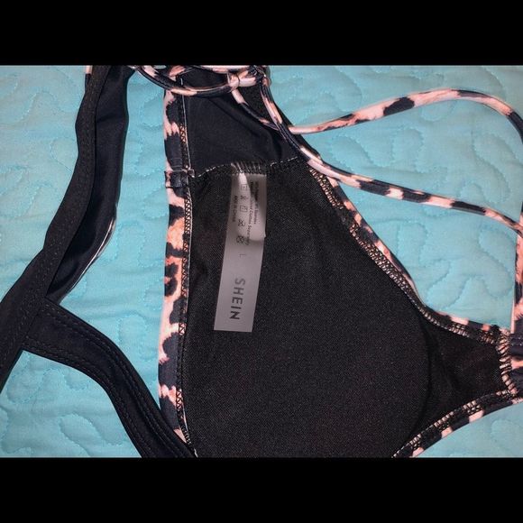 NWOT Shein swim top - Picture 3 of 3